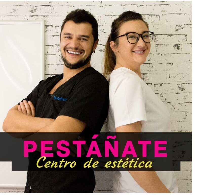 Equipo de Pestañate en la academia de pestañas de Madrid